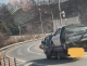 포터로 차량 견인하는 ...